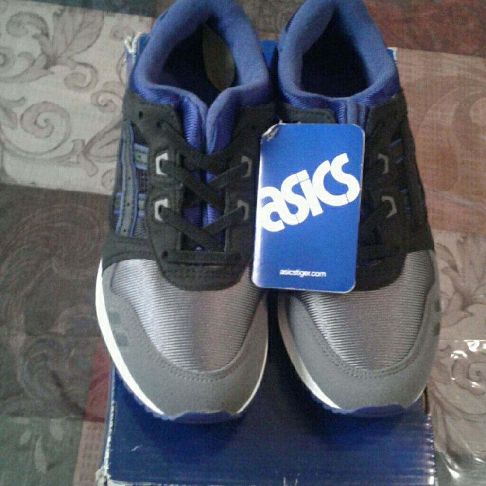 Kids shoes